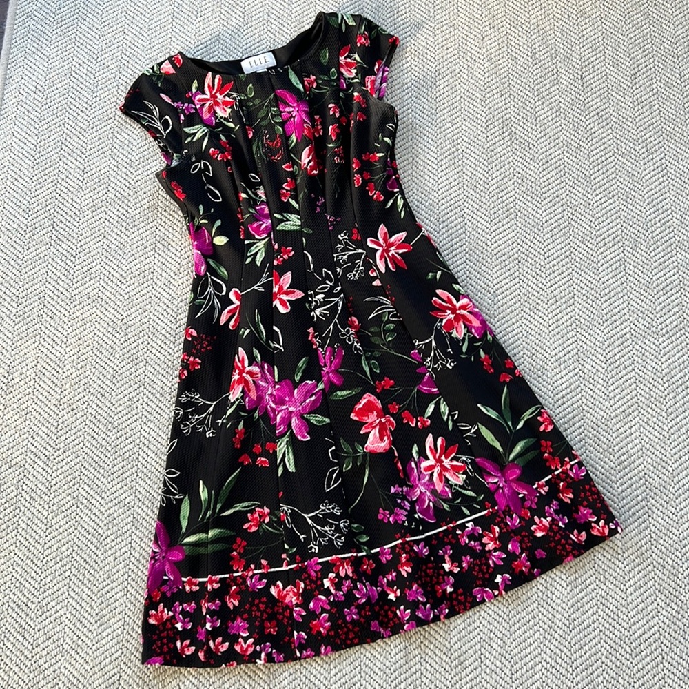 Elle short sleeve dress